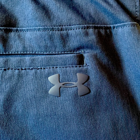 Men’s Under Armour Showdown Golf Shorts. Great Condition. Light, Stretchy Fabric - Picture 3 of 4